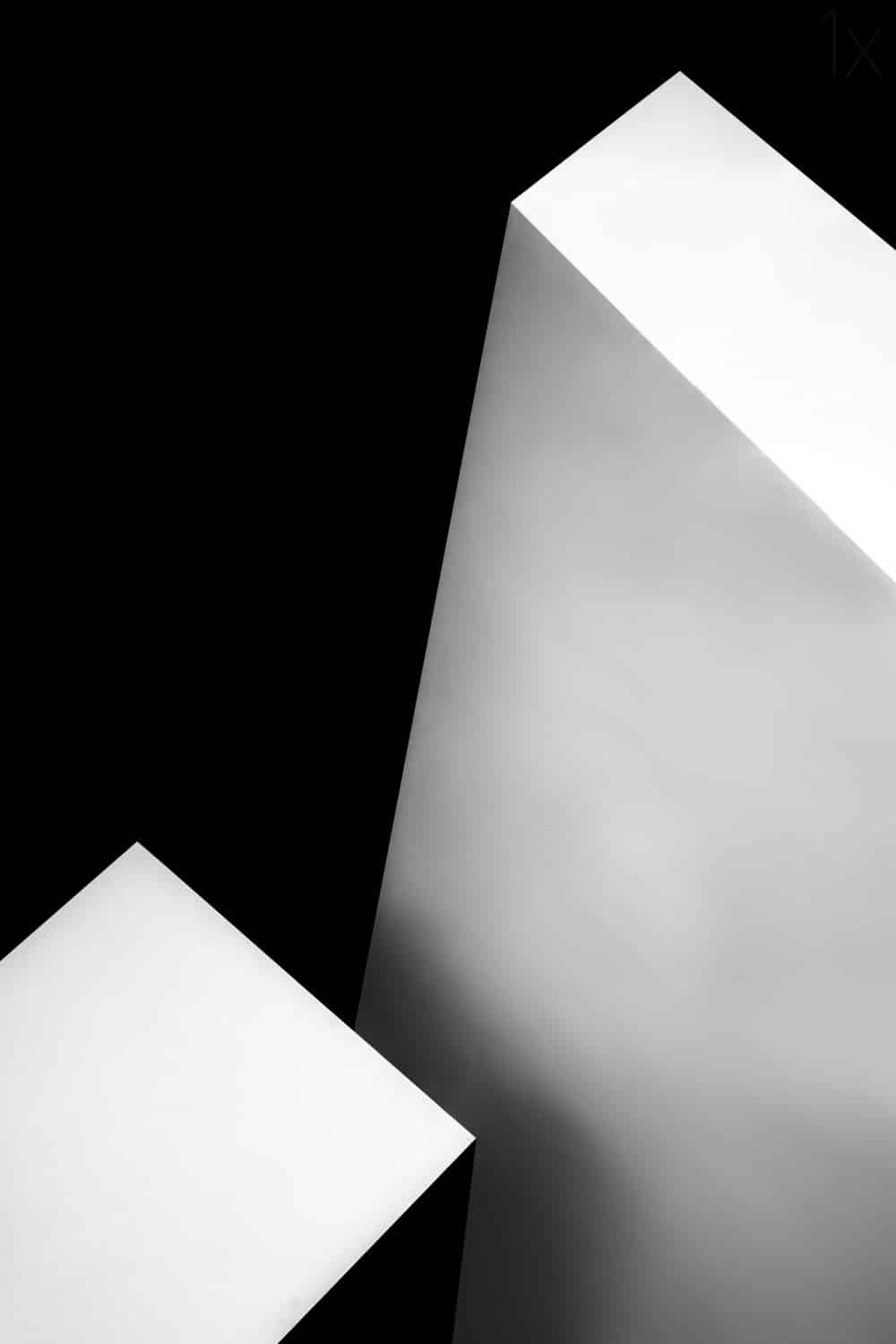 motive-image