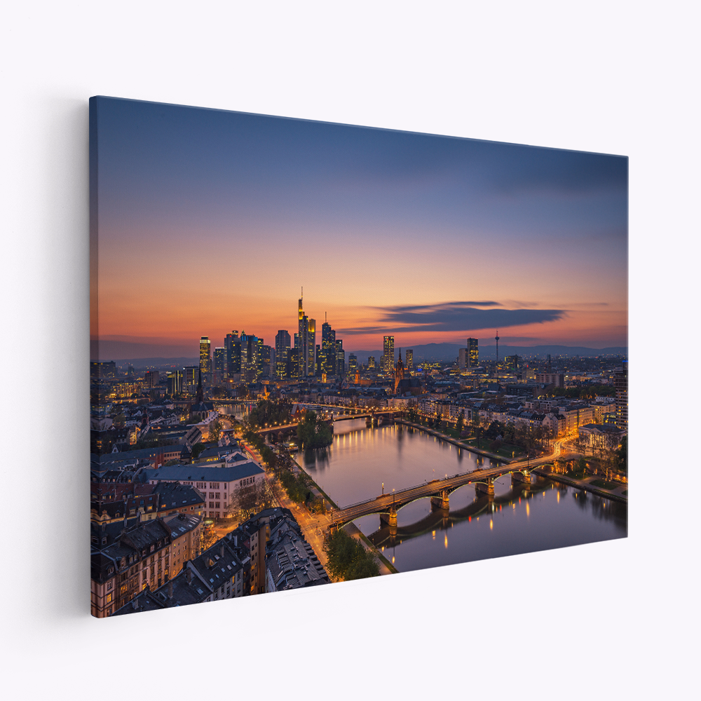 Lærred - Frankfurt Skyline at sunset